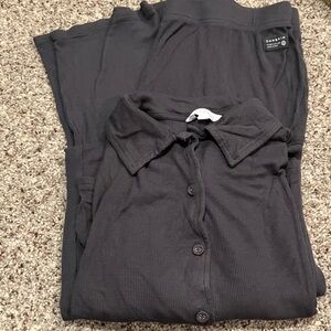 Danskin Dark Gray Button-Up Sleep Set – Women’s Shirt M / Pants L